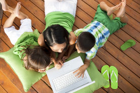 Terrassenholz online bestellen und nach Hause liefern lassen